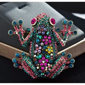 Heavy Exaggeration Cute‎ Shiny Rhinestone Frog Brooch Animal Corsage Ladies Pin